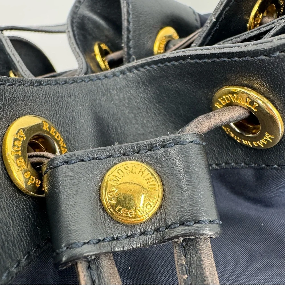 Moschino Vintage Bucket Redwall Nylon Navy Blue Shoulder Bag Crossbody - Picture 6 of 14